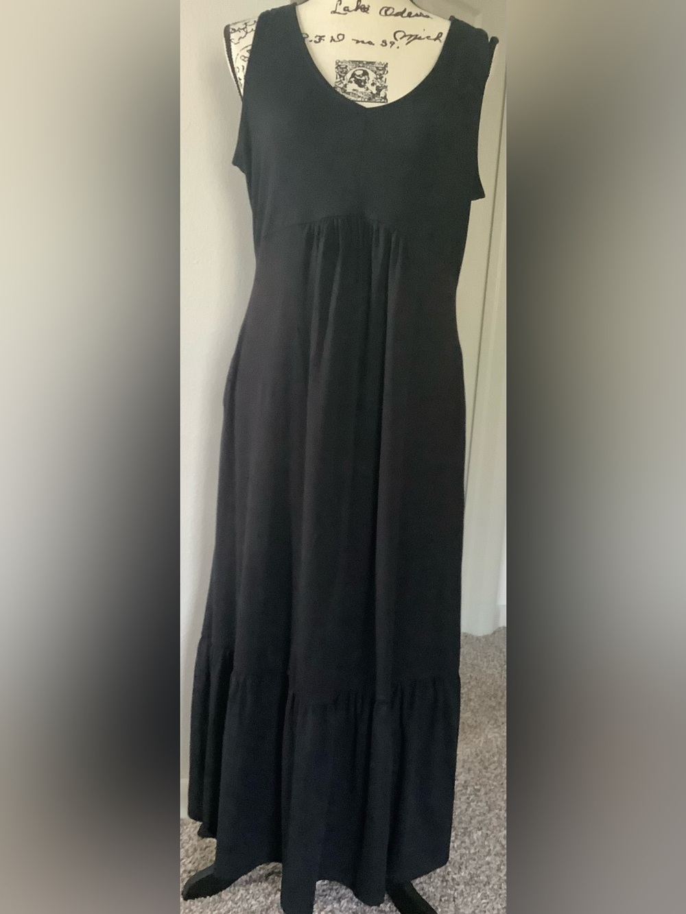Cuddl Duds Black Sleeveless Maxi Dress size M